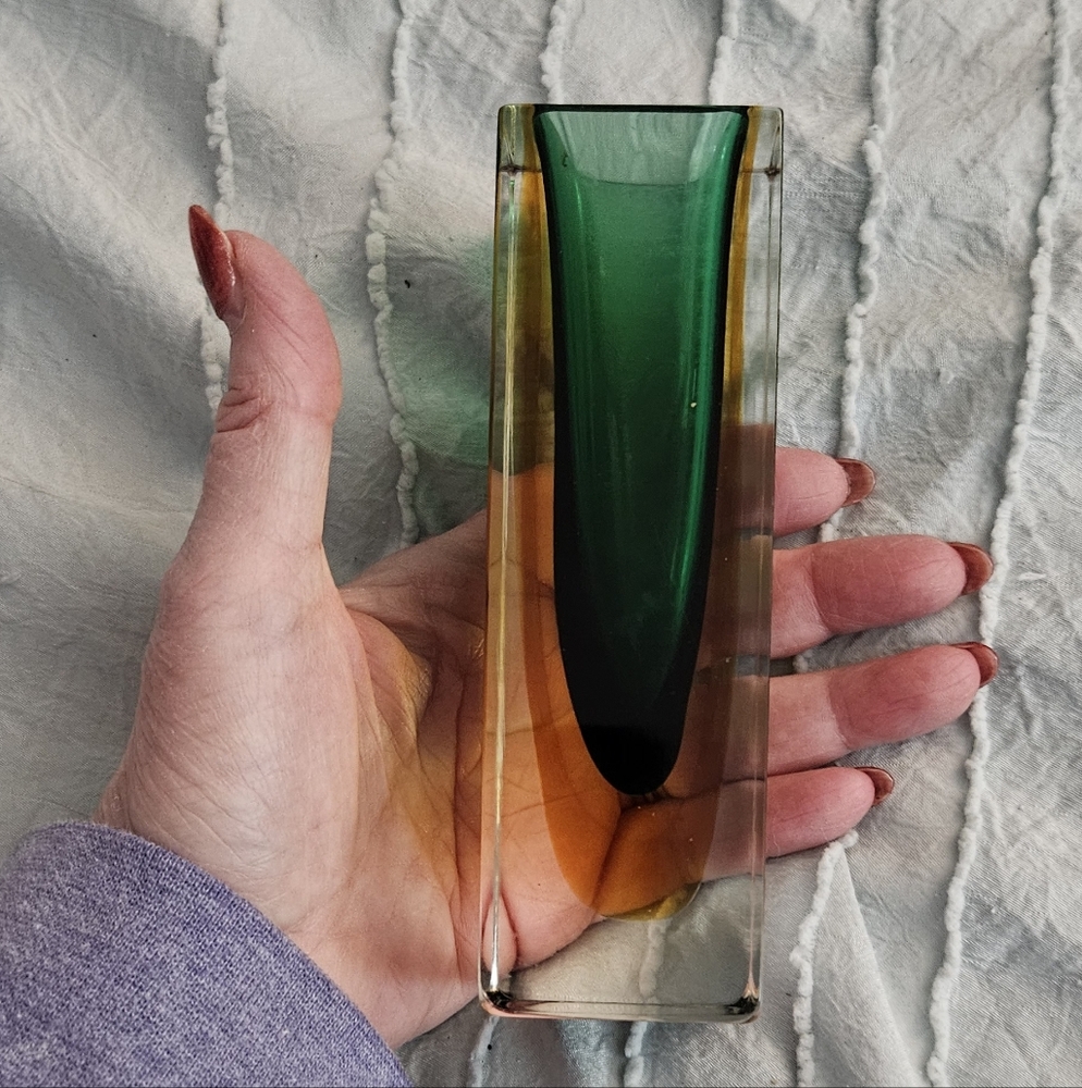 Elegant Green and Amber Glass Summerso Murano Style Vase